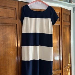 Banana Republic navy/cream stretch knit dress